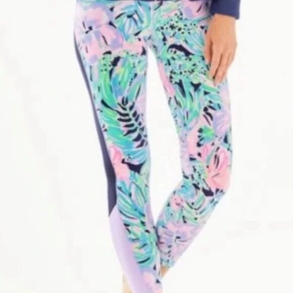 Lilly Pulitzer High Rise Weekender Leggings in Bermudaful size small athletic - Picture 1 of 7